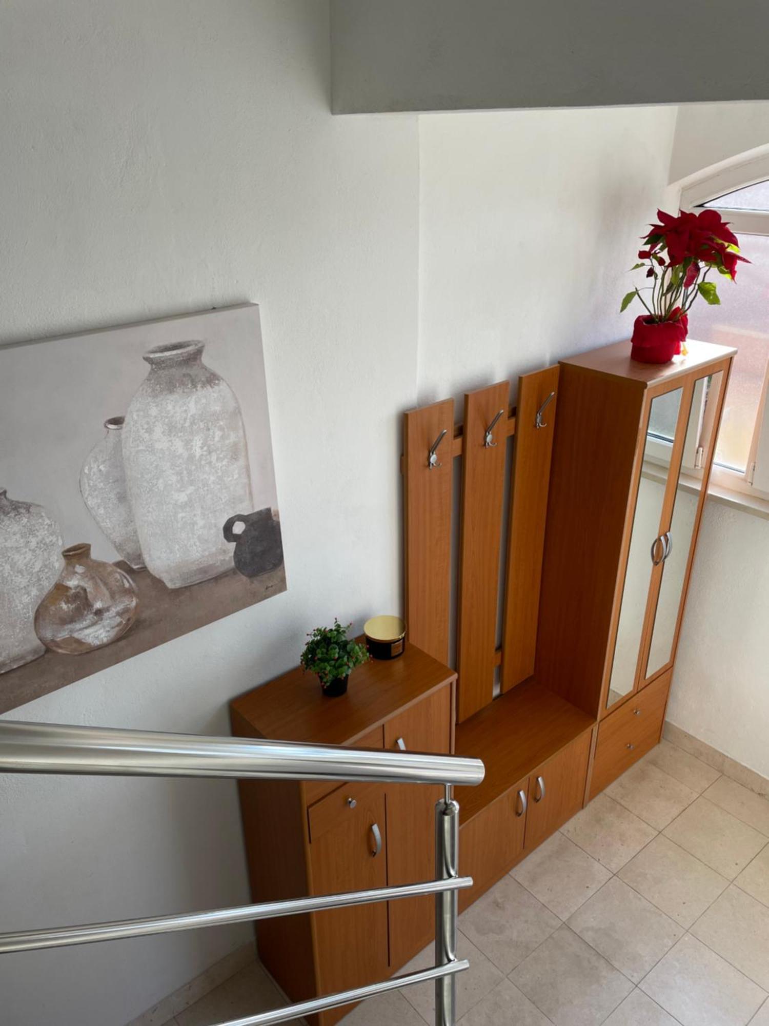 Comfortable Apartment Near The Sea โตรกีร์ ภายนอก รูปภาพ